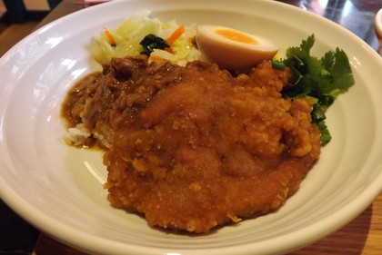 「８８６食堂」の排骨飯